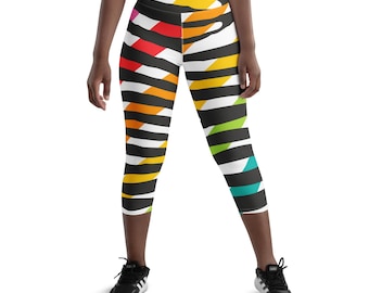 Leggings capri de yoga con estampado de cebra y rayas arcoíris, estampado de cebra negra, pantalones deportivos coloridos, ropa deportiva de cintura alta.