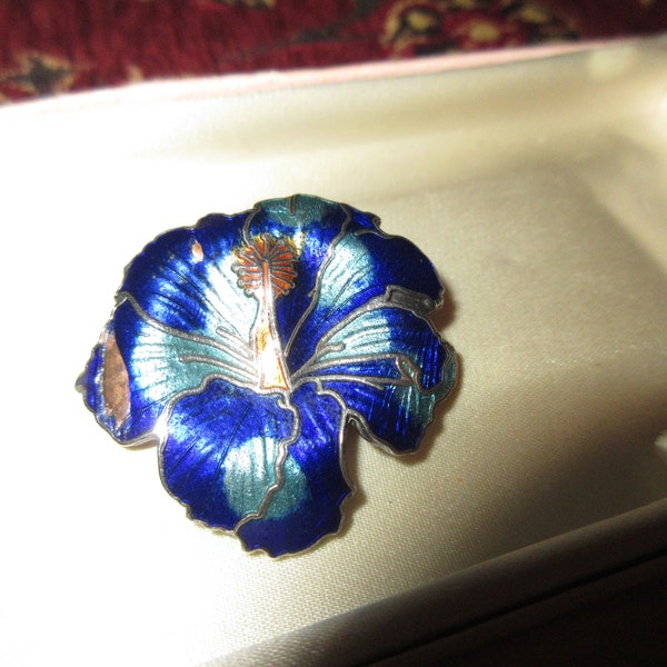 Beautiful vintage cloisonne enamel hibiscus flower brooch