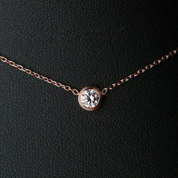 Elegant 18 ct rose gold plated  6mm diamante cubic zirconia necklace