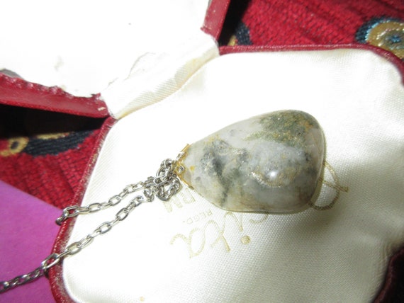 Lovely vintage silvertone Scottish agate necklace 22"