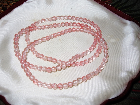 Lovely round 4mm cherry  quartz stretch bracelet