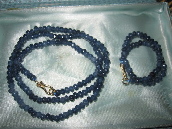 Attractive 4 mm natural blue Kyanite necklace and bracelet set 14 ct gold clasp