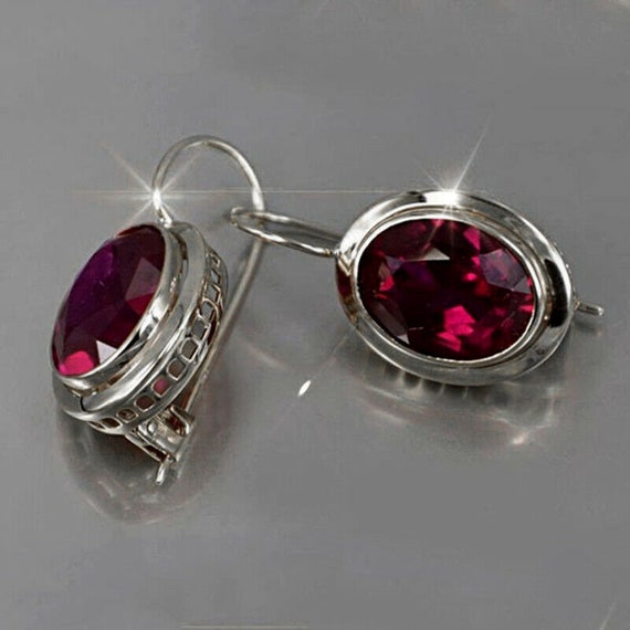 Beautiful silver plated garnet acrylic  earrings for pierced ears