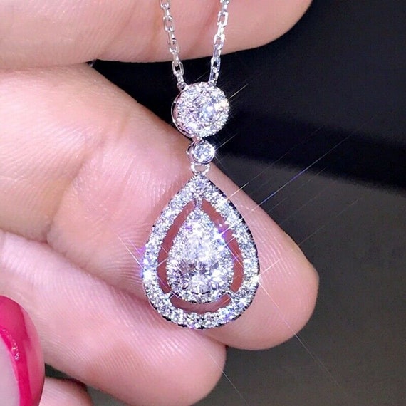 Lovely crystal 18ct  White Gold Filled tear drop pendant Necklace