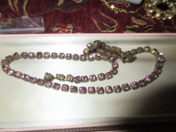 Lovely  vintage 1940s brass dark purple rhinestone necklace