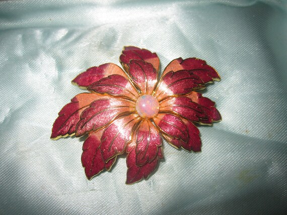 Lovely Vintage pink red Cloisonne Enamel and pink opal glass floral brooch