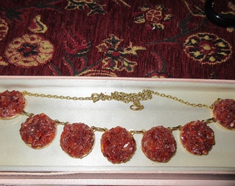 Beautiful Vintage goldplated genuine Carnelian chip necklace