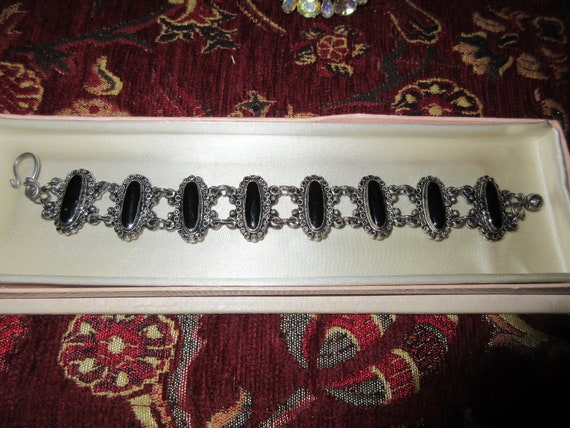 Lovely vintage silvertone black enamel  panel link  bracelet 7.5"