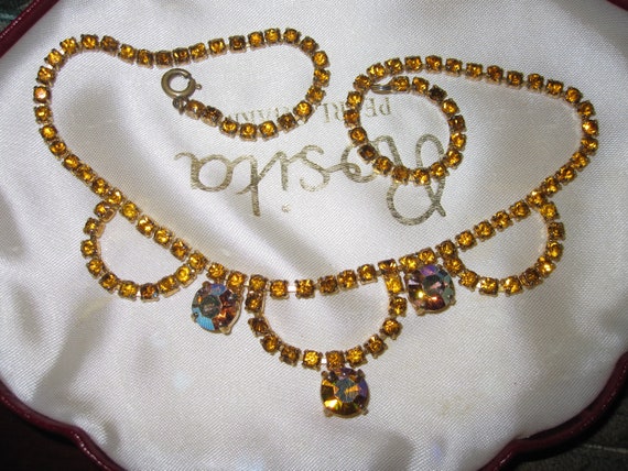 Lovely Vintage gold tone aurora borealis glass necklace