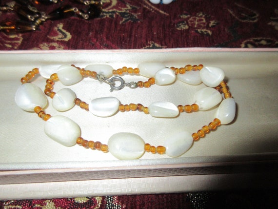 Lovely Vintage  mother of pearl and honey glass necklace