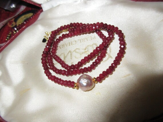 Beautiful  4mm faceted natural ruby and baroque kasumi pearl necklace