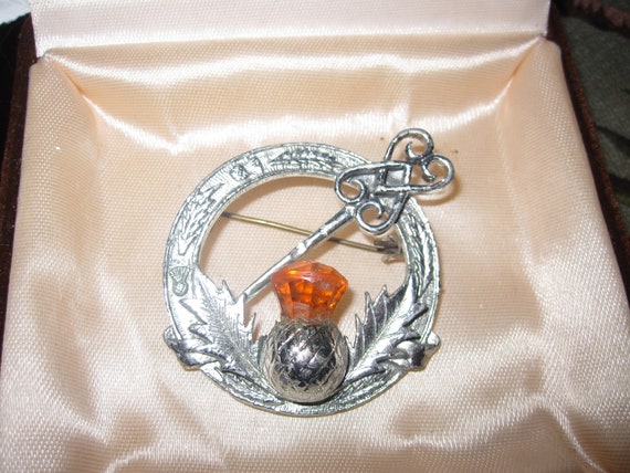 Vintage Scottish Celtic  silvertone  glass thistle pin brooch