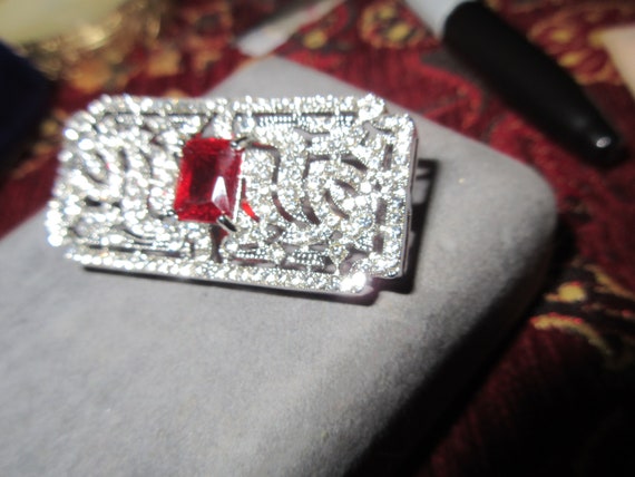 Lovely vintage silverplated Deco styled sparkly red and clear rhinestone  brooch