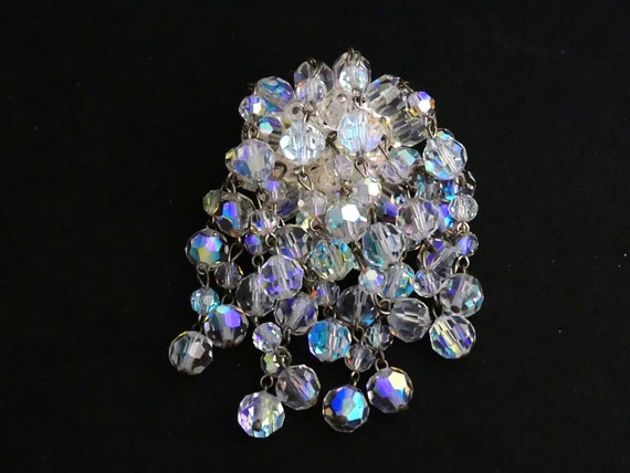 Lovely Vintage Wired Aurora Borealis crystal  Dangle waterfall Brooch