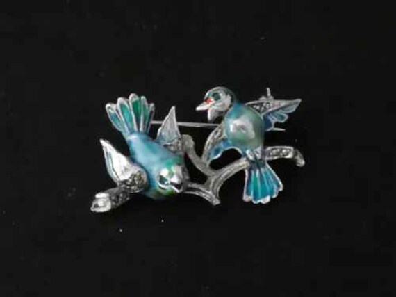 Lovely vintage Deco BJL marcasite enamel birds brooch