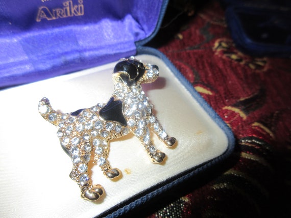Lovely Vintage goldplated Jack Russell terrier dog  rhinestone brooch