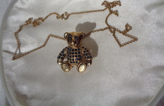 Lovely vintage goldplated blue rhinestone teddy brooch or pendant necklace