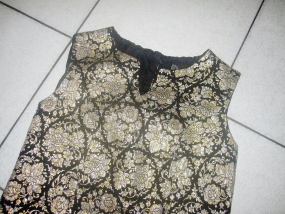 Beautiful vintage lurex brocade top size XS - S Specialty House Fashion