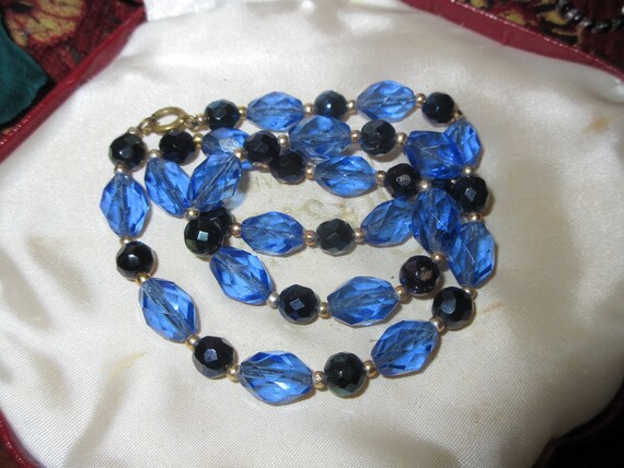 Lovely vintage 1950s faceted blue and black glass… - image 2