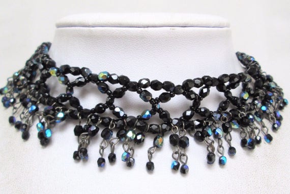 Good vintage aurora borealis carnival glass crystal bead fringe choker necklace