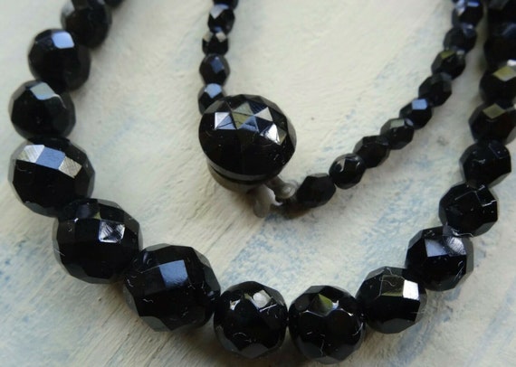 Charming vintage french jet black glass graduated bead necklace matching clasp Germany