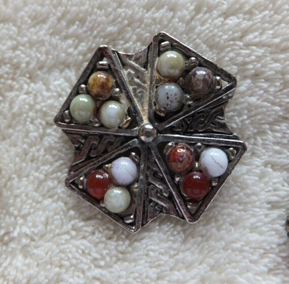 Lovely Vintage Scottish Celtic pewter  Agate Glass Pin Brooch or kilt pin