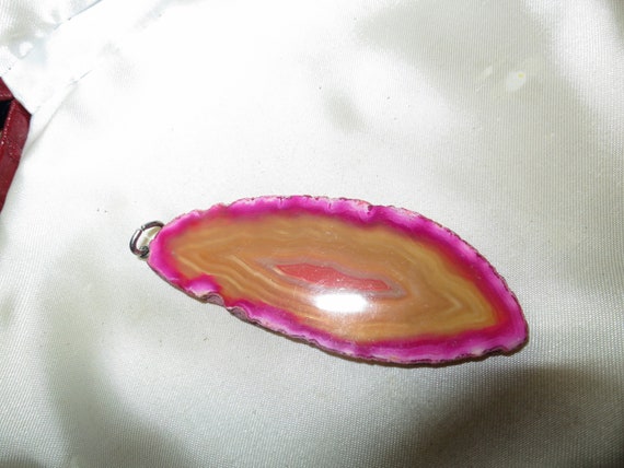 Attractive vintage   large sliced pink agate stone pendant