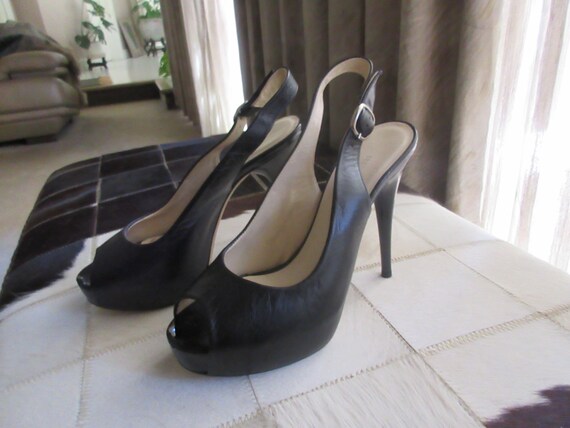 New Innovare Italian black leather high slingback heels size 37