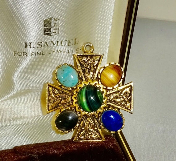 Lovely vintage Scottish Celtic gold plated cross glass agate pendant