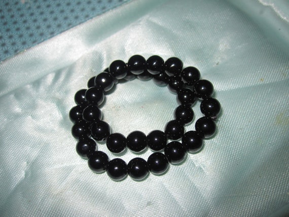 Lovely new genuine polished round 6mm black onyx bracelet