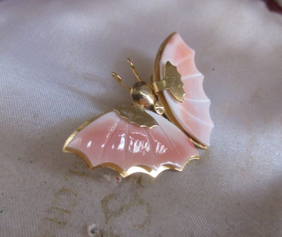 Lovely vintage goldplated  enamel butterfly brooch