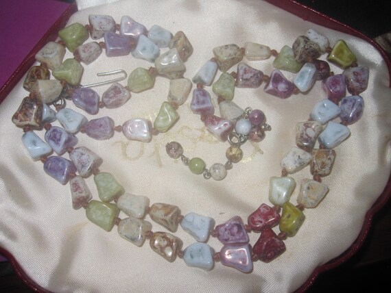 Lovely  Vintage Scottish 2 strand Speckled Agate glass   Necklace