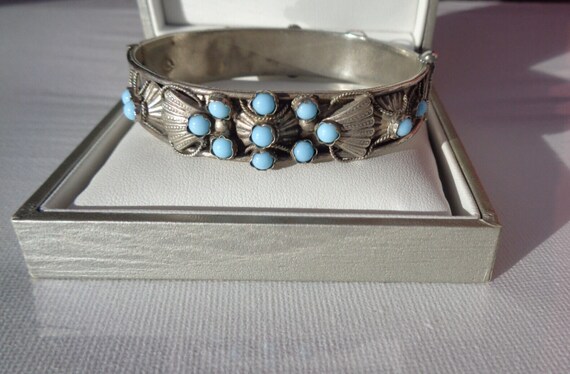 Vintage Ascoli Piceno A.P. Italy 800 silver handmade bangle with wire work and blue glass stone