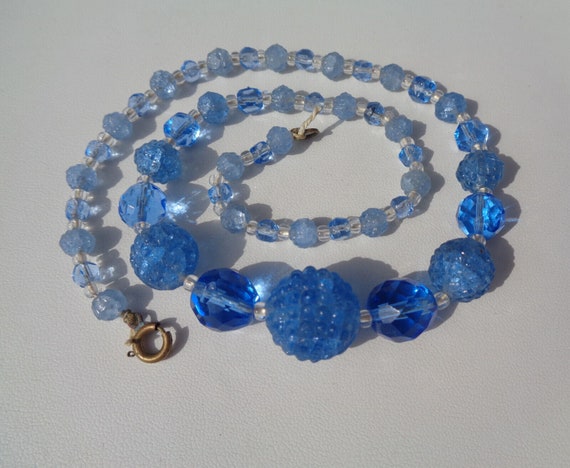 Lovely vintage Czech blue pressed glass necklace