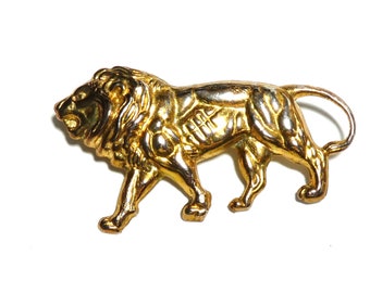 Lovely vintage goldtone pressed metal lion brooch 5.5 cm