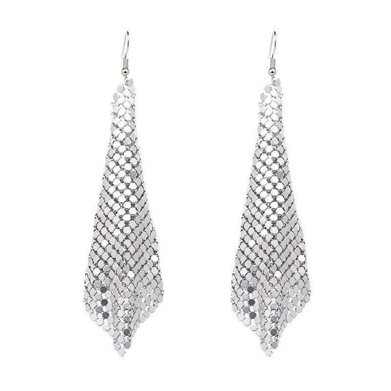 Fabulous  retro metallic silver glo mesh dangle  earrings 3.5"