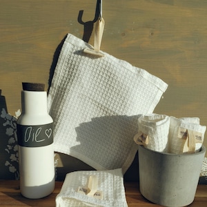 ZERO WASTE Linen waffle washcloth / Two Cream unpaper towels / linen dishcloths, Linen reusable washcloth, Eco home care