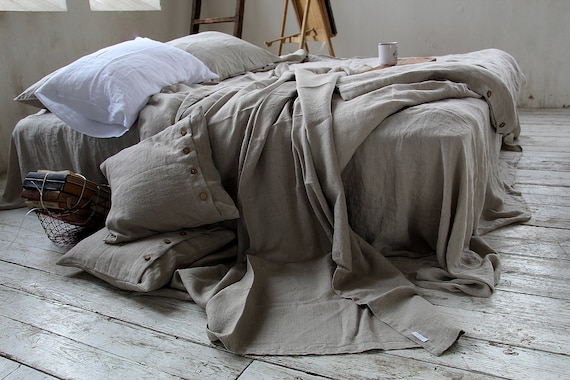Thick linen blanket hotsell