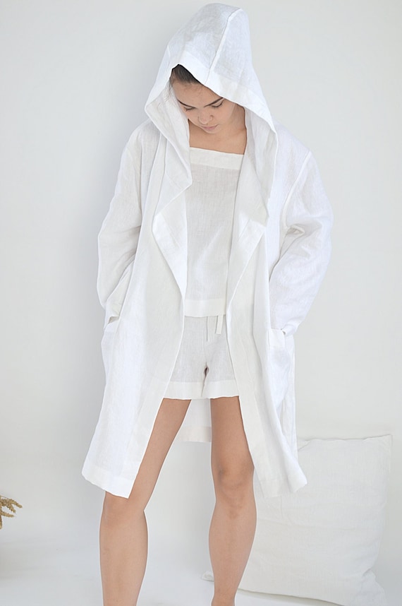 Soft Linen robe / White linen bathrobe / Sizes XS-2XL / Bridesmaid robe / Morning robe /  Short robe with hood