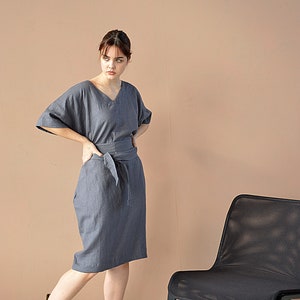 Ready to ship / Dovetail linen tunic dress / S size / Medium sleeve dress / Dark grey linen dress / V-neck tunic with belt