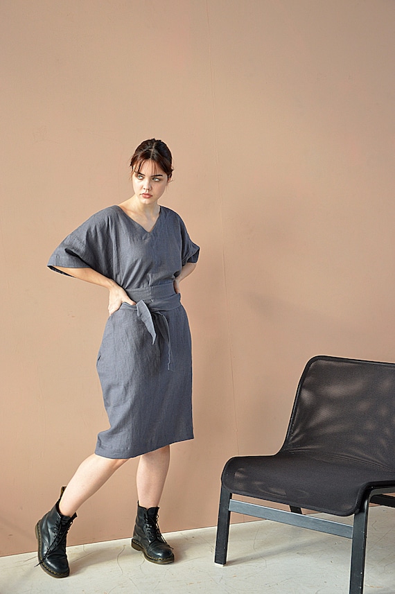 Ready to ship / Dovetail linen tunic dress / S size / Medium sleeve dress / Dark grey linen dress / V-neck tunic with belt