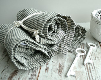 Striped Linen towel / Bath washed linen towels / Simple rustic kitchen towels / Hand linen towels / Guest linen towels