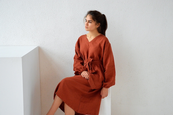 Linen dress / Woman's linen dress / Long sleeve dress / Terracotta midi linen dress / V-neck dress / Woman's clothing