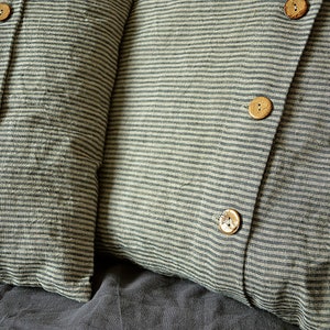 Striped linen pillow cover Striped pillowcase with coconut buttons Cushion cover Striped linen pillow cover image 2