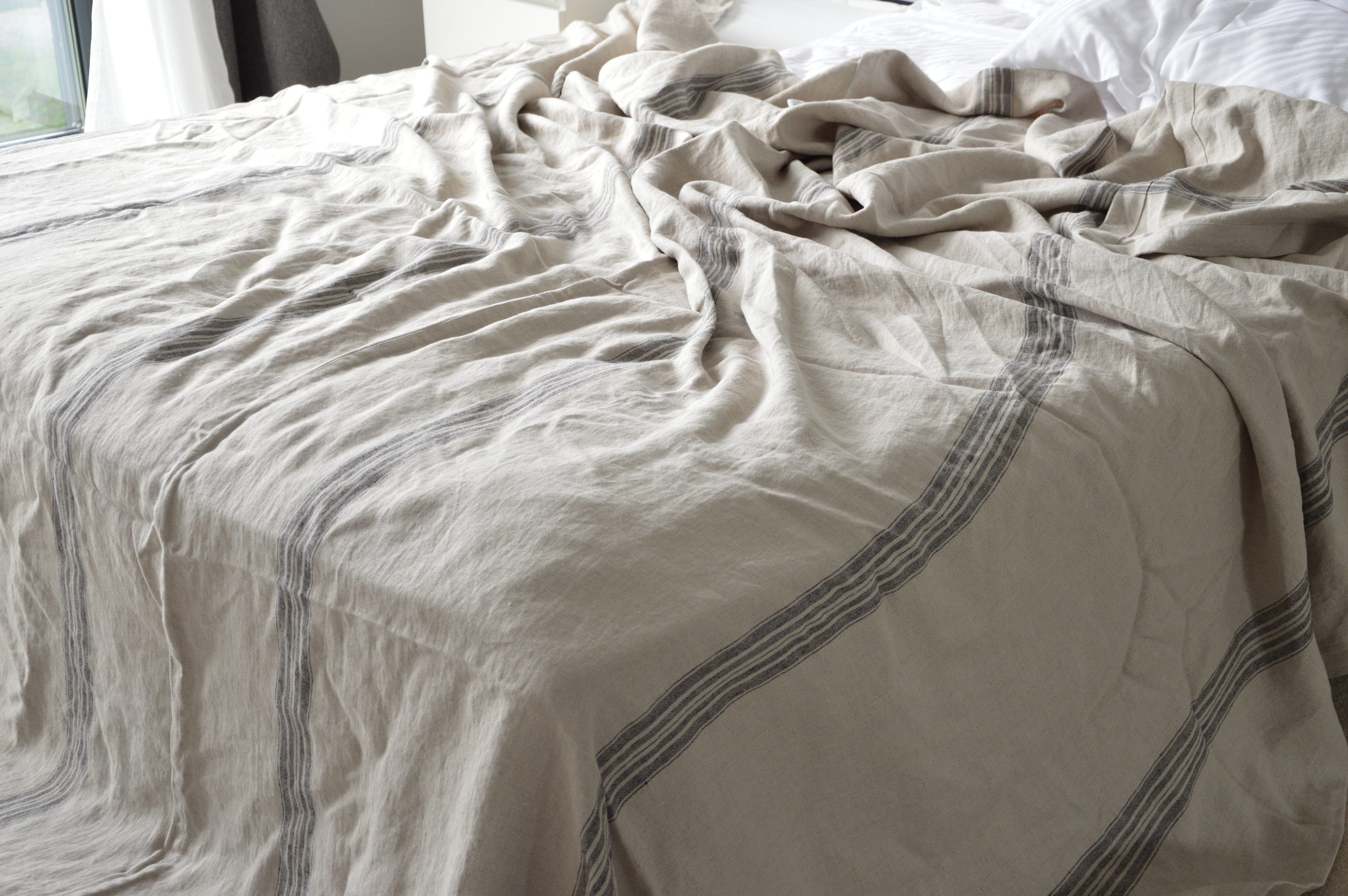 Queen King Size Linen Bed Cover / Large Coverlet / Heavy Weight Bed Cover /  Softened Thick Linen / Linen Bedding 