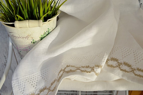 Tea linen towel with lace  - Hand/face towels - Guest White linen towel - Medium weight linen - Linen towels with lace