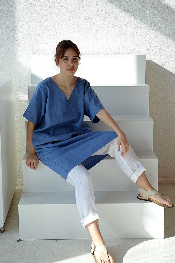 READY TO SHIP / M size / French blue linen tunic dress  / Woman's linen dress / Medium sleeve dress / Linen dress / V-neck tunic with belt