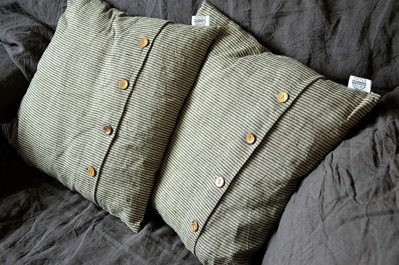 Striped linen pillow cover Striped pillowcase with coconut buttons Cushion cover Striped linen pillow cover image 1