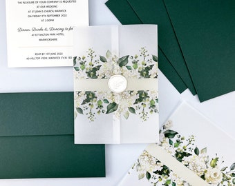 Giacca/involucro in pergamena stampata adatta per un invito a nozze 5 x 7
