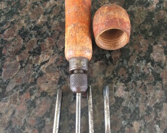 Vintage Linoleum Carver
